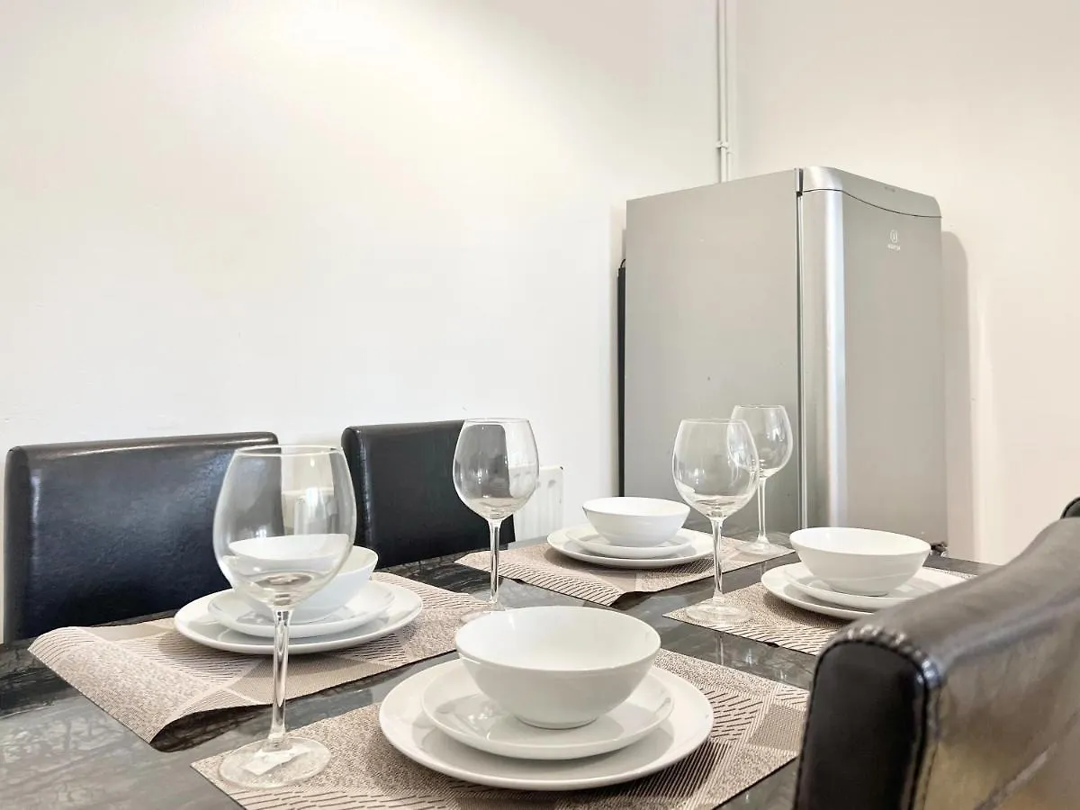 Apartment Garden View Double: Extended Stay by Hofin London