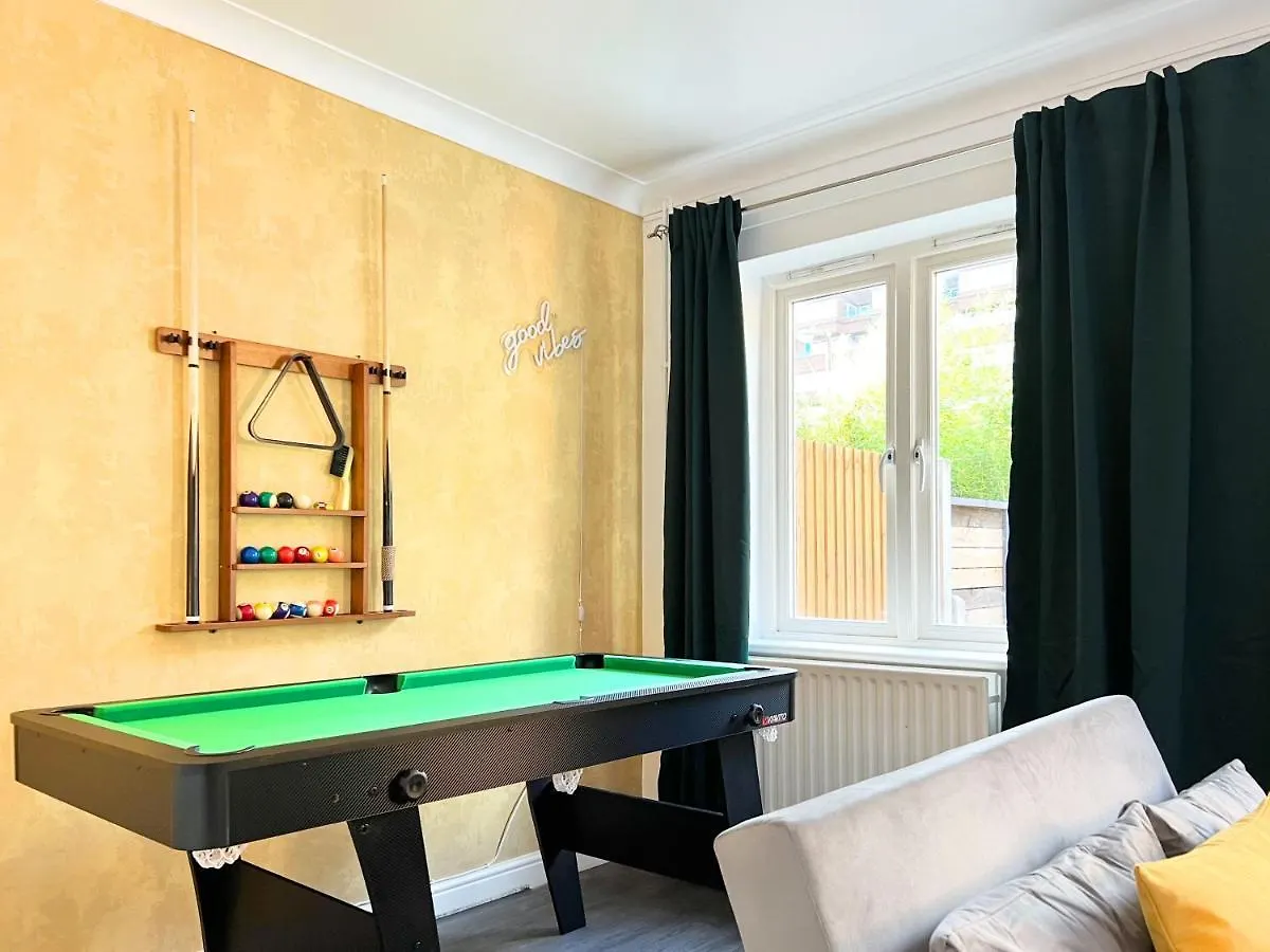 Apartment Garden View Double: Extended Stay by Hofin London United Kingdom