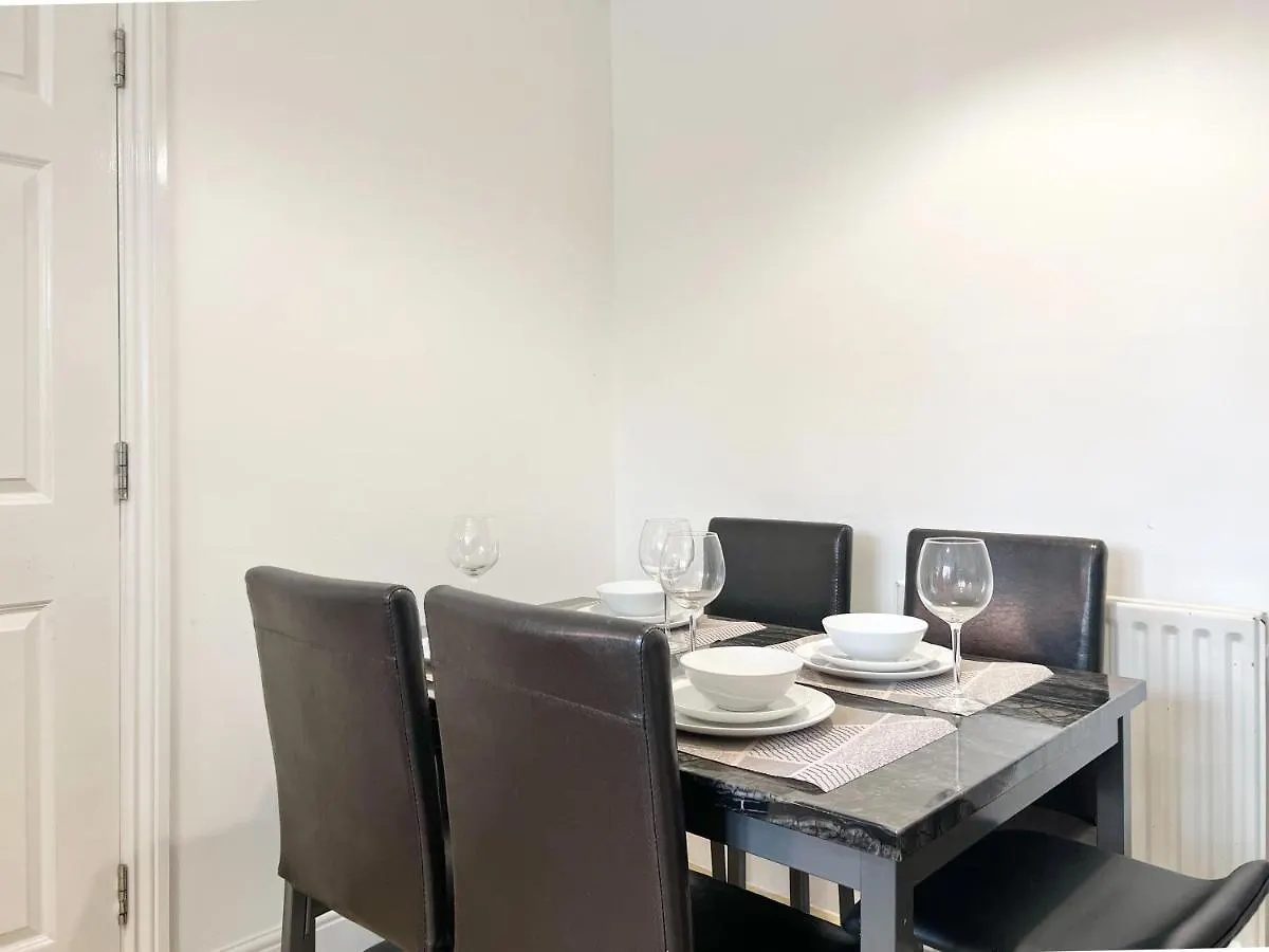 Apartment Garden View Double: Extended Stay by Hofin London United Kingdom