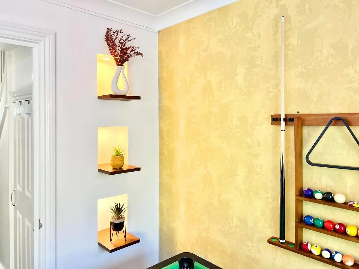 Garden View Double: Extended Stay by Hofin London