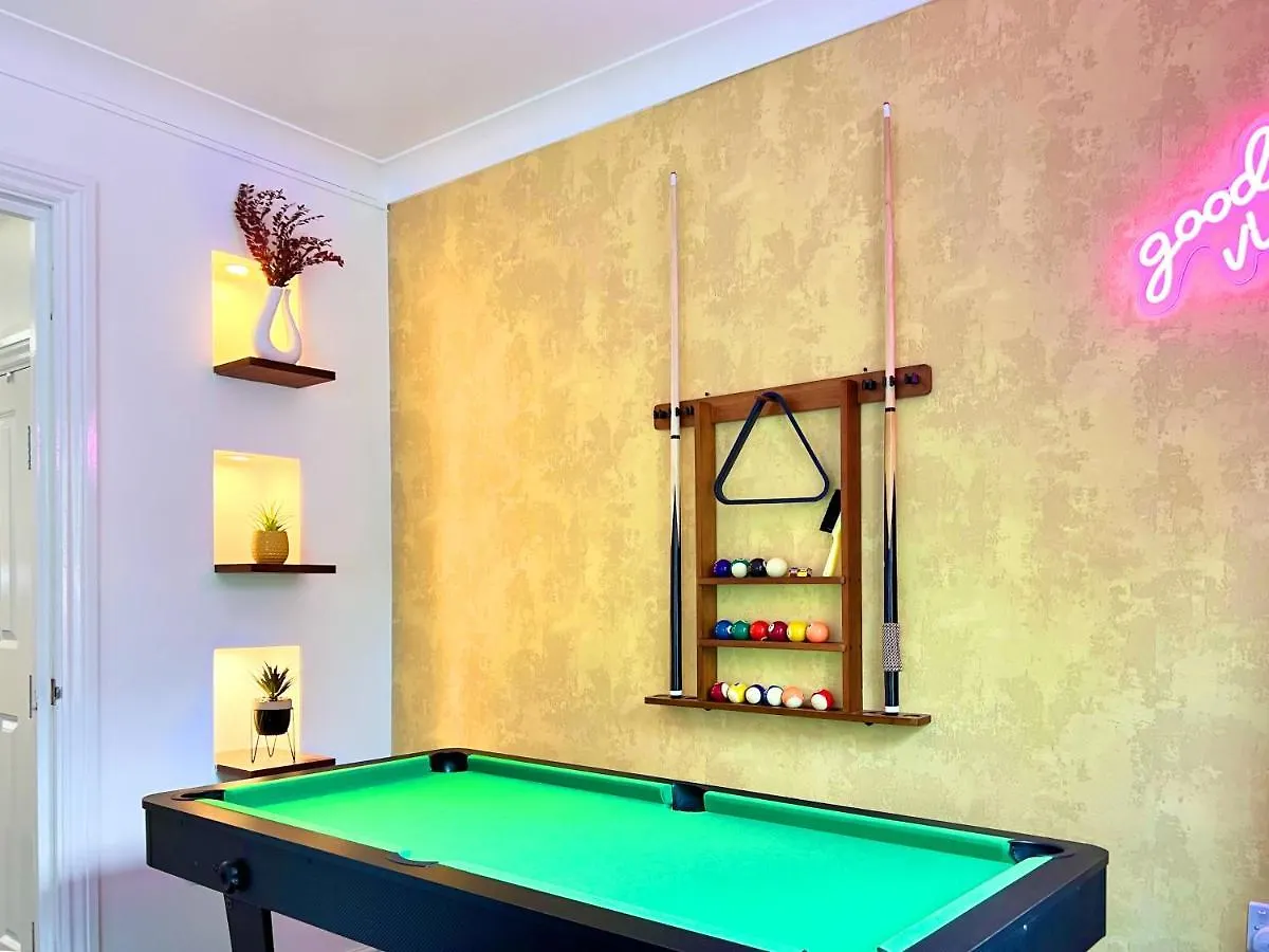 Last-Minute Offers L Exclusive Deals On 2 Double Bedrooms - Weekly & Monthly Stay - Sleeps 6 Lhofin Stays Short Lets & Serviced Accommodation Londra Regno Unito